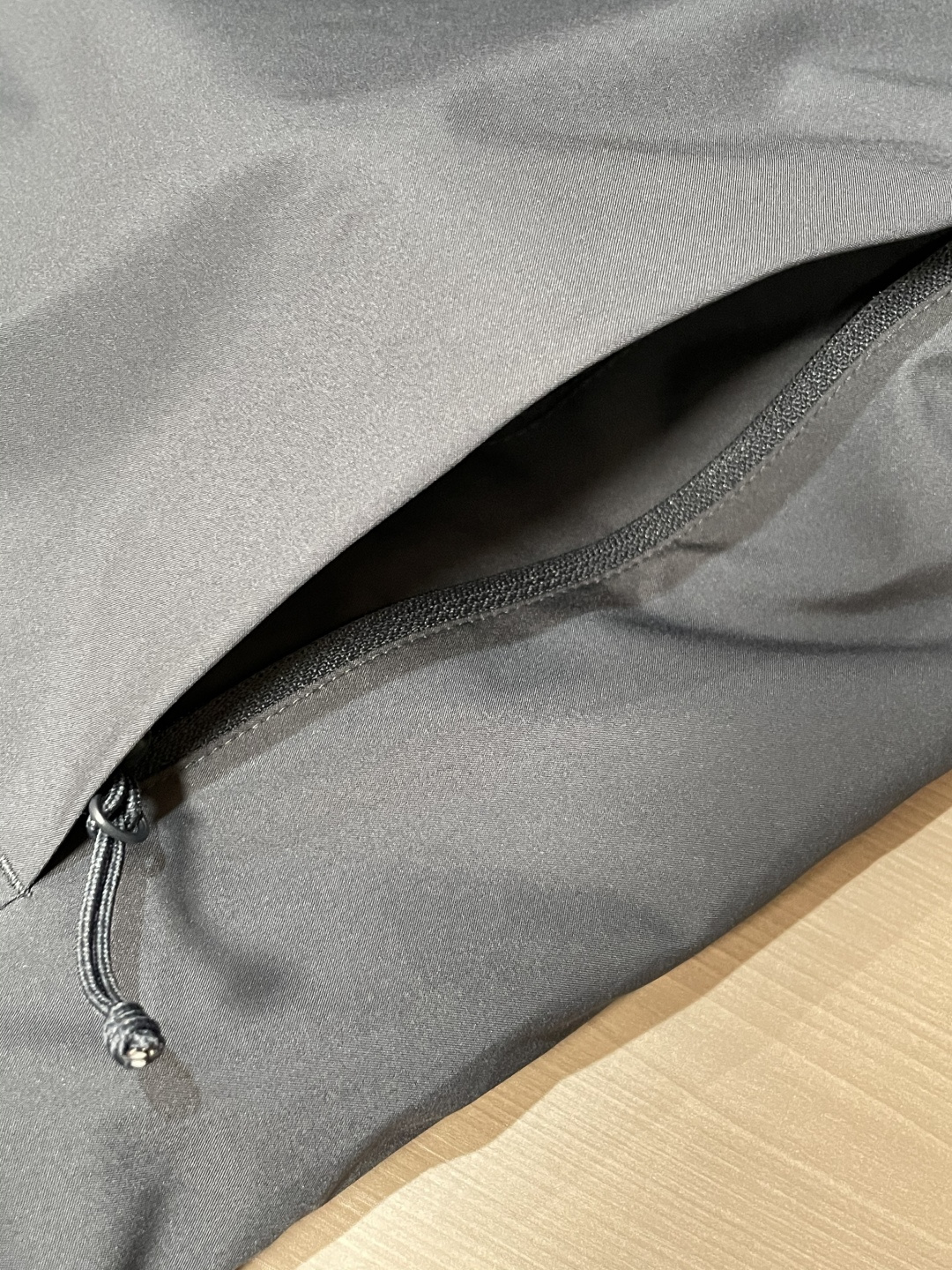 始祖鸟-官网同款，市场最高版本；软壳系列，2025秋冬新款棉衣外套，里面加厚加绒保暖性更强/面料选用爽滑