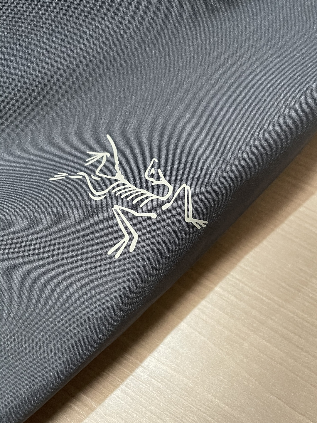 始祖鸟-官网同款，市场最高版本；软壳系列，2025秋冬新款棉衣外套，里面加厚加绒保暖性更强/面料选用爽滑