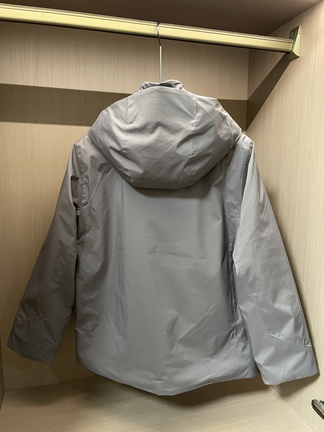 始祖鸟-官网同款，市场最高版本；软壳系列，2025秋冬新款棉衣外套，里面加厚加绒保暖性更强/面料选用爽滑