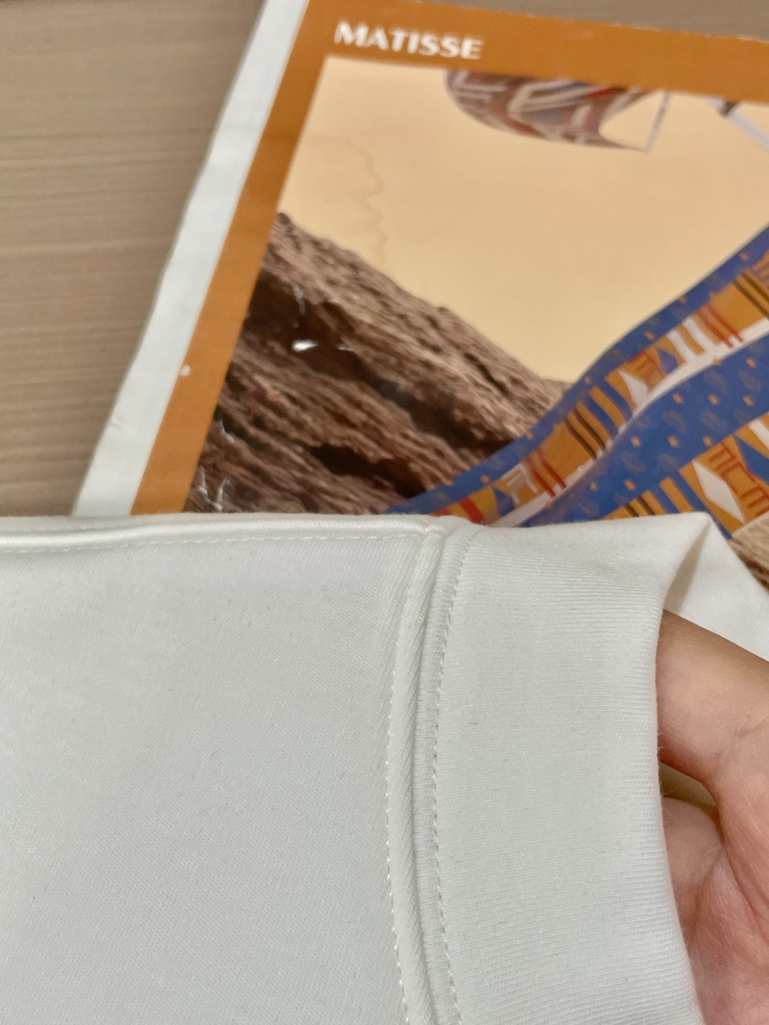 Prad 2025秋冬新款，定制面料，独特工艺logo，舒适性与透气性兼优，柔软抗皱弹性和垂性极佳，无论