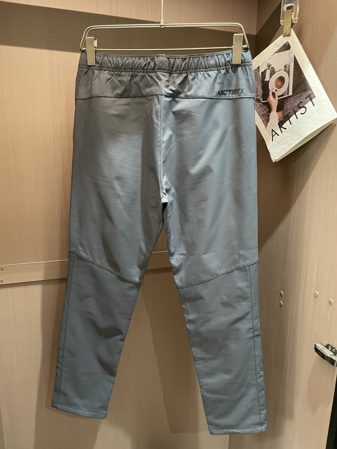 ARC‘TERYX —始祖鸟户外防风保暖透气冬季男士软壳加绒裤！无缝设计 高热度鸟家户外机能风3D立体修