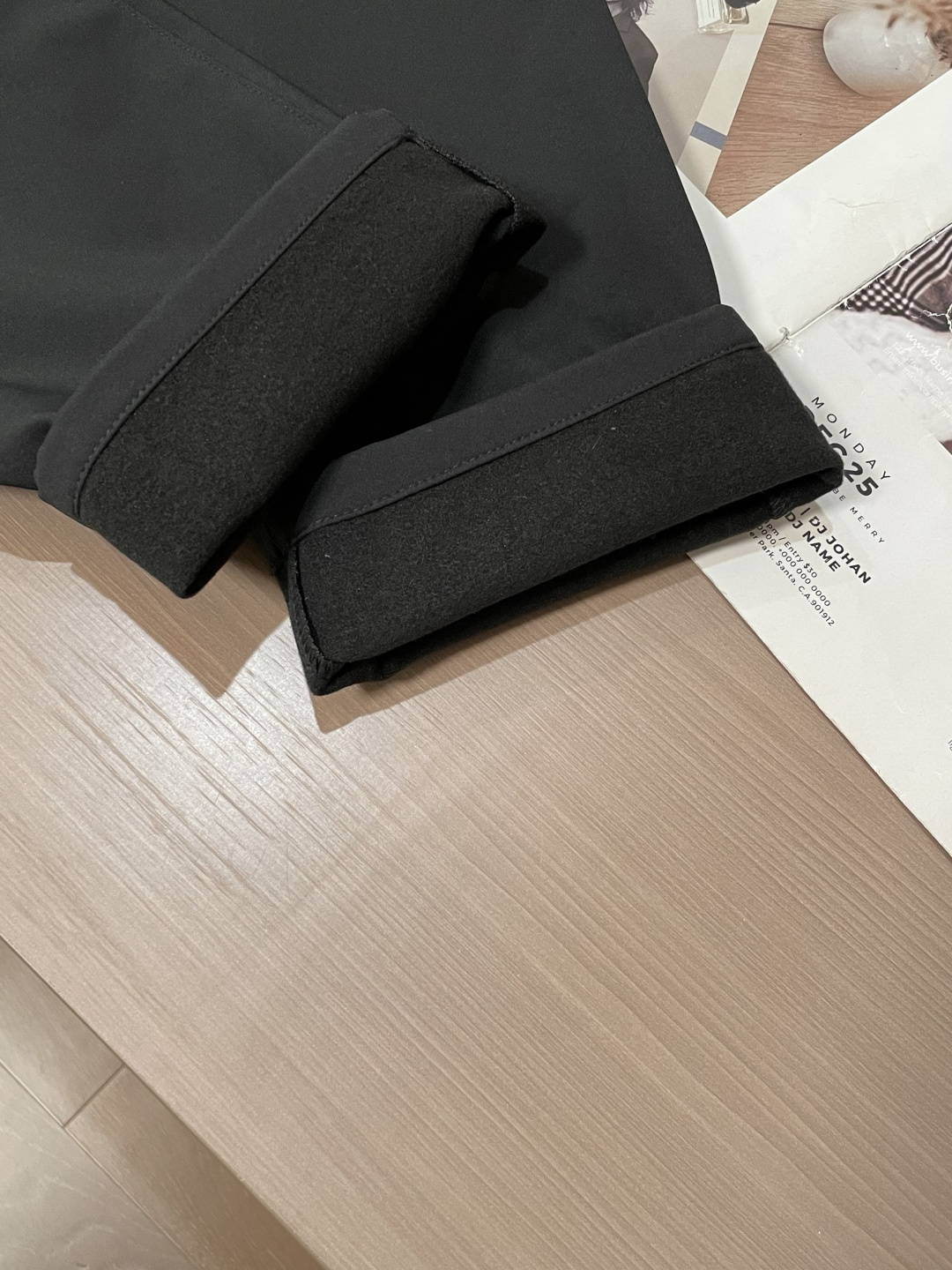 ARC‘TERYX —始祖鸟户外防风保暖透气冬季男士软壳加绒裤！无缝设计 高热度鸟家户外机能风3D立体修