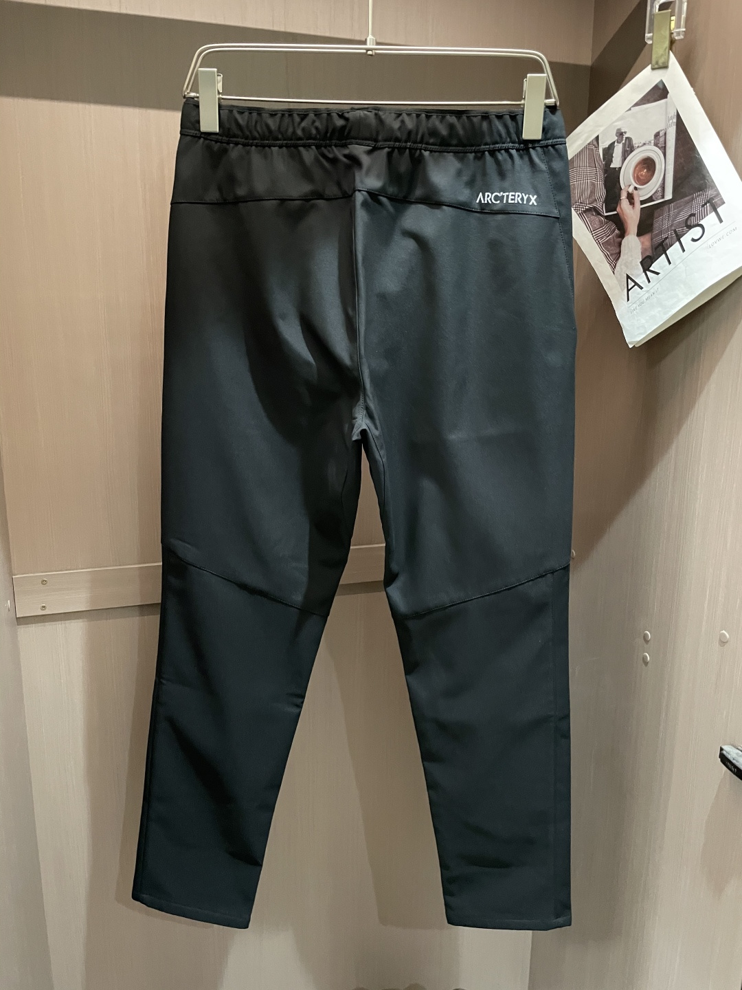 ARC‘TERYX —始祖鸟户外防风保暖透气冬季男士软壳加绒裤！无缝设计 高热度鸟家户外机能风3D立体修