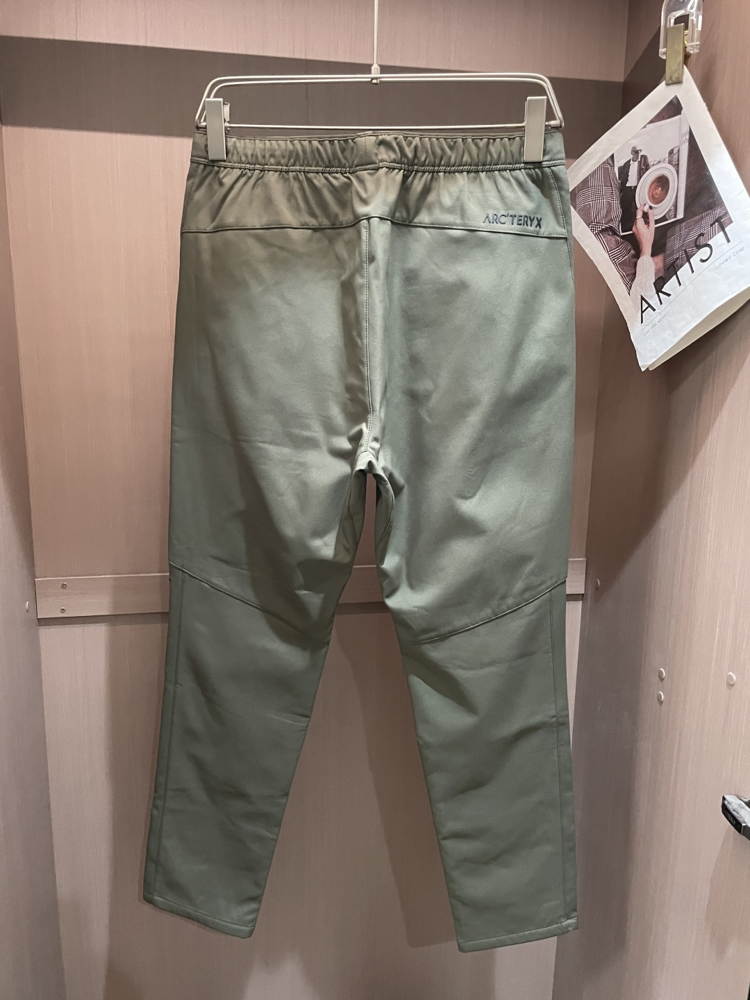 ARC‘TERYX —始祖鸟户外防风保暖透气冬季男士软壳加绒裤！无缝设计 高热度鸟家户外机能风3D立体修