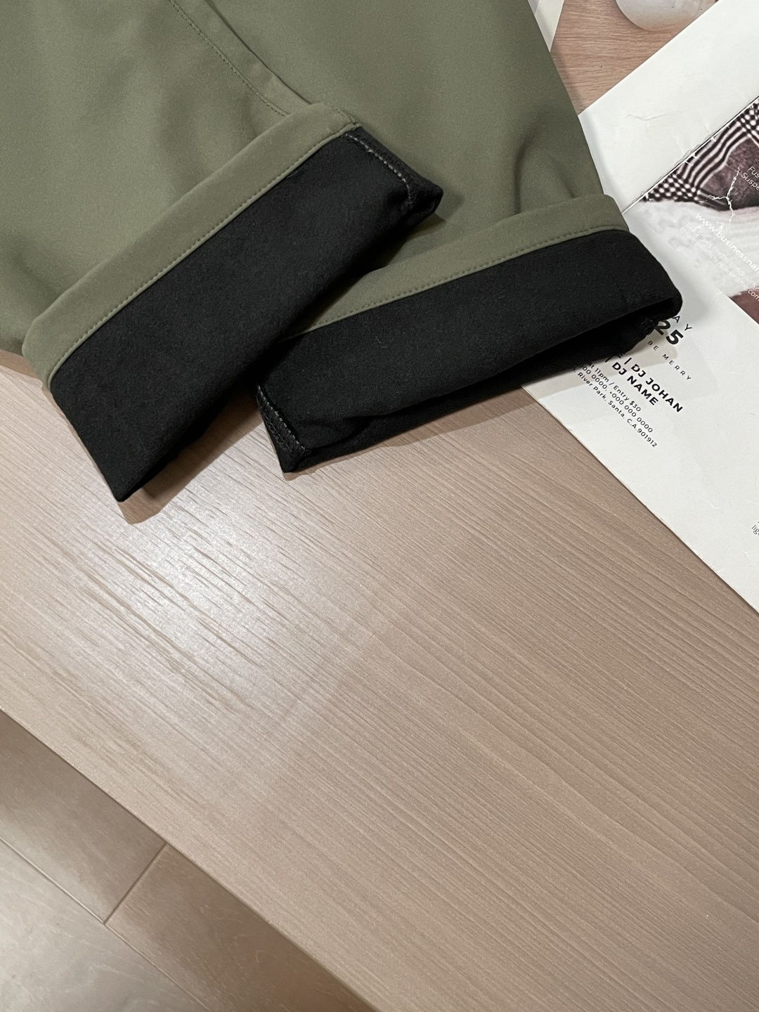 ARC‘TERYX —始祖鸟户外防风保暖透气冬季男士软壳加绒裤！无缝设计 高热度鸟家户外机能风3D立体修