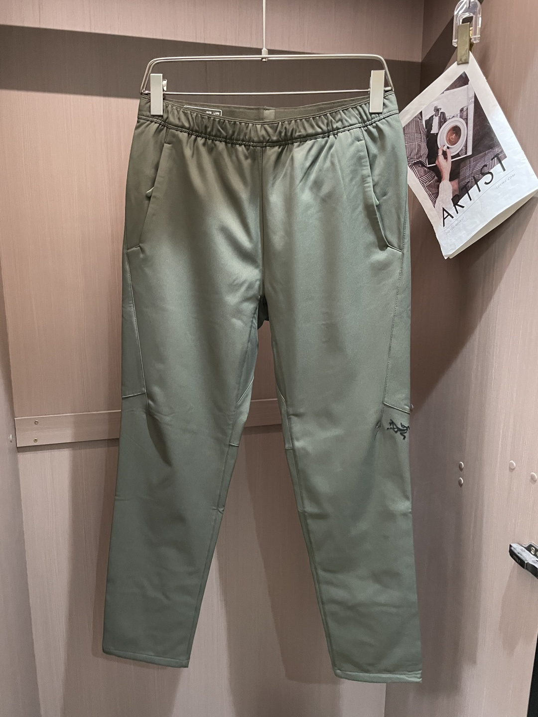 ARC‘TERYX —始祖鸟户外防风保暖透气冬季男士软壳加绒裤！无缝设计 高热度鸟家户外机能风3D立体修