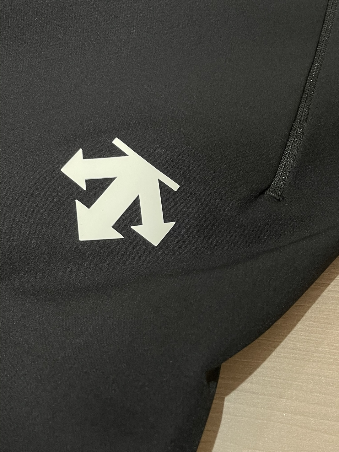 迪桑特 男士休闲裤👍速干面料休闲裤，最新款上身版型无敌正！绝对可以闭眼收的一款此款裤子非常百搭，弹力腰围