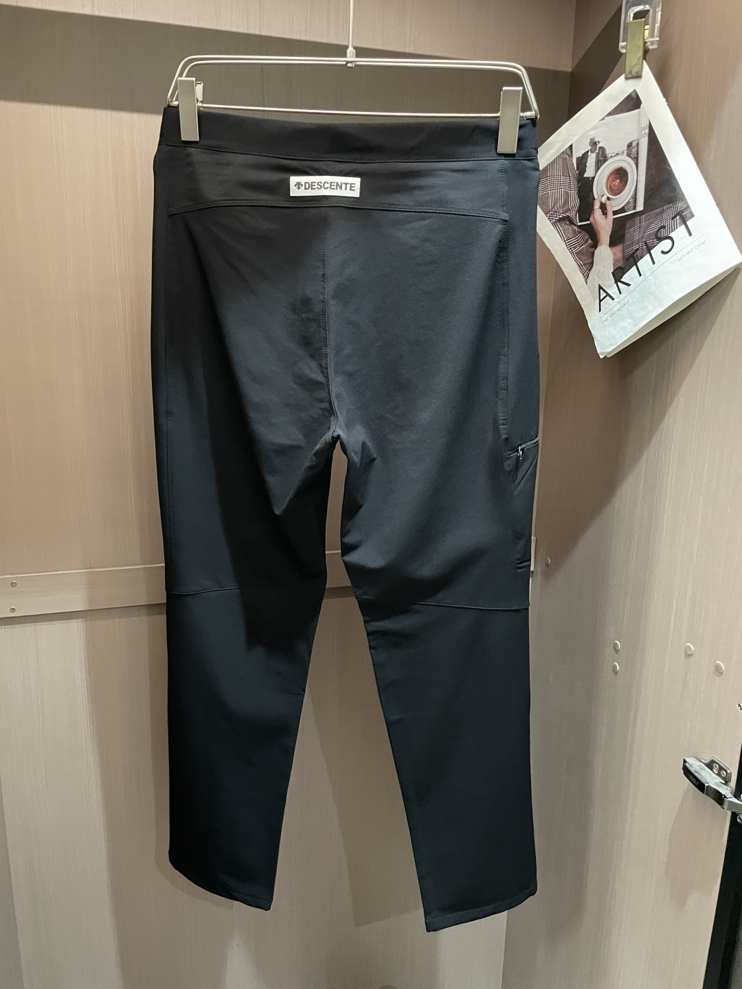 迪桑特 男士休闲裤👍速干面料休闲裤，最新款上身版型无敌正！绝对可以闭眼收的一款此款裤子非常百搭，弹力腰围