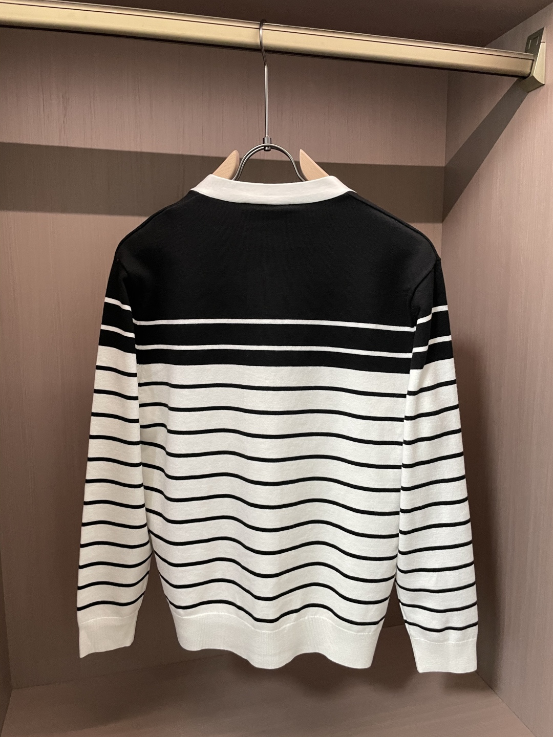 Gucc 2025秋冬新款/针织开衫毛衣休闲百搭男女同款年度最高逼格神级单品，真材实料打造无敌口碑，时髦