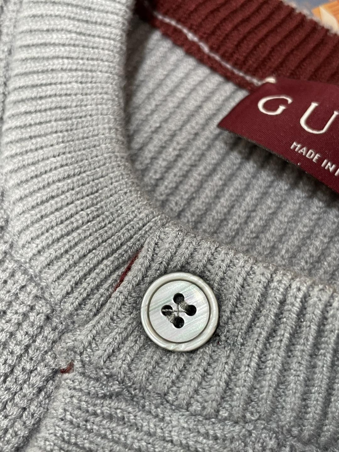 Gucc 2025秋冬新款/针织开衫毛衣休闲百搭男女同款年度最高逼格神级单品，真材实料打造无敌口碑，时髦