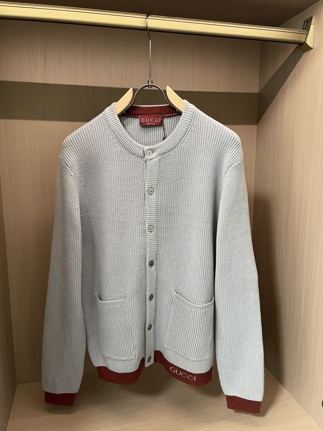 Gucc 2025秋冬新款/针织开衫毛衣休闲百搭男女同款年度最高逼格神级单品，真材实料打造无敌口碑，时髦