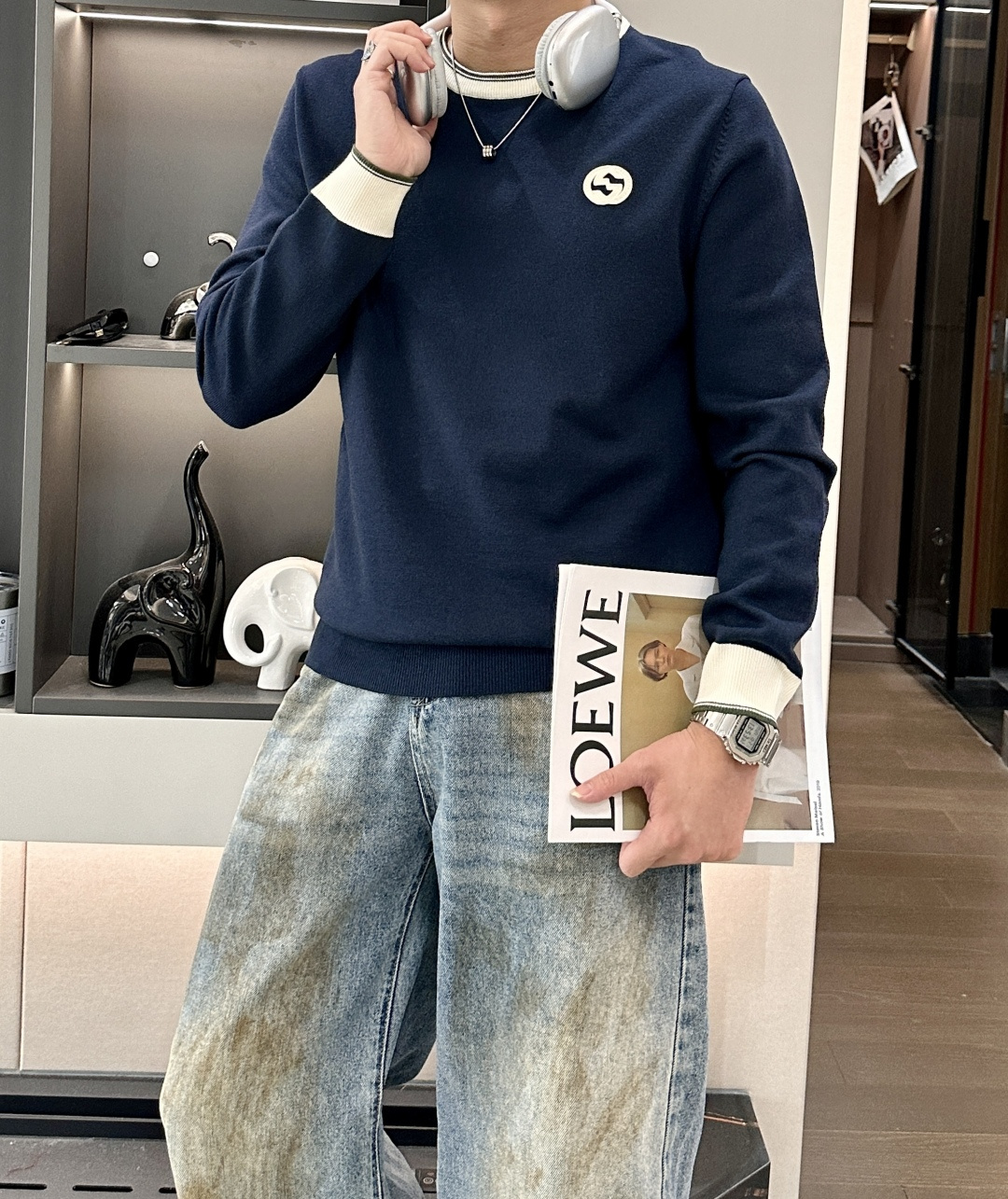 Gucc 2025秋冬 高级定制 都市风十足 经典简约大气圆领打底针织毛衣。 采用进口羊毛混纺面料 柔软