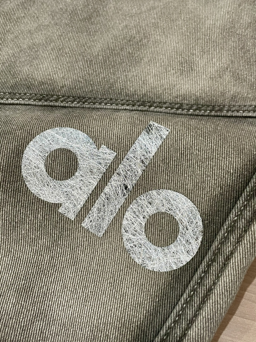 · alo 2025秋冬最新系列男士加厚休闲裤！内里加绒，非常保暖，北方的宝子们赶紧备上！采用客供弹力柔