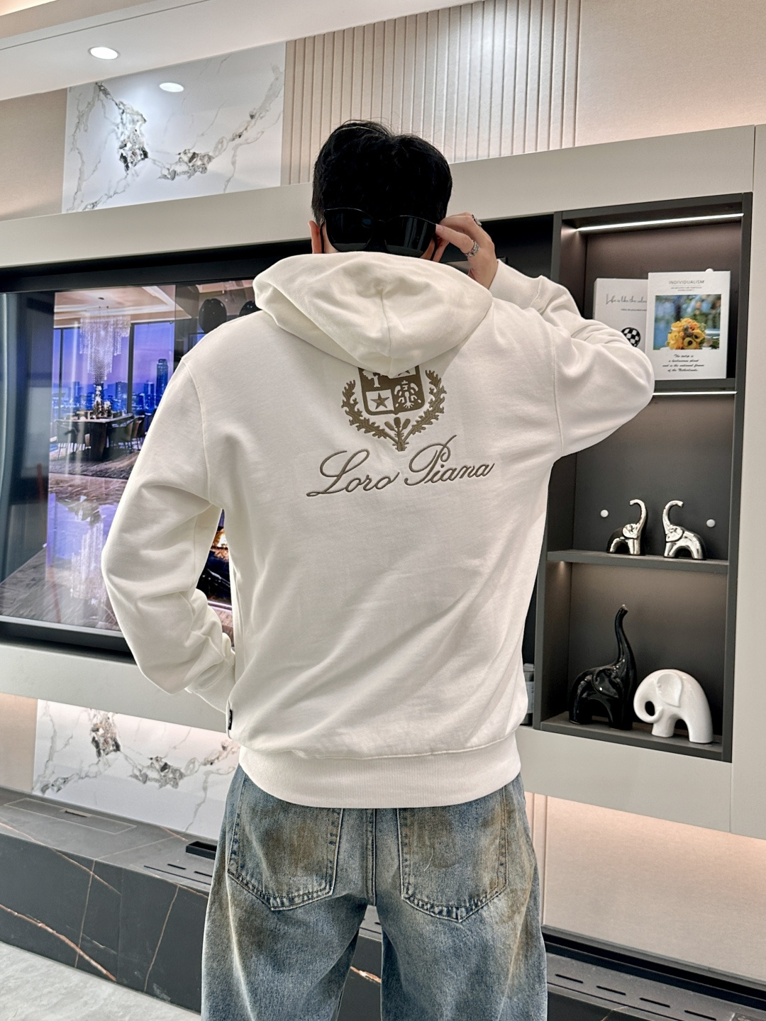 lP🆕 套头连帽卫衣；经典套头男女同款，简约大气系列单品，低调奢华大气百搭款！卫衣选用客供100%高克重