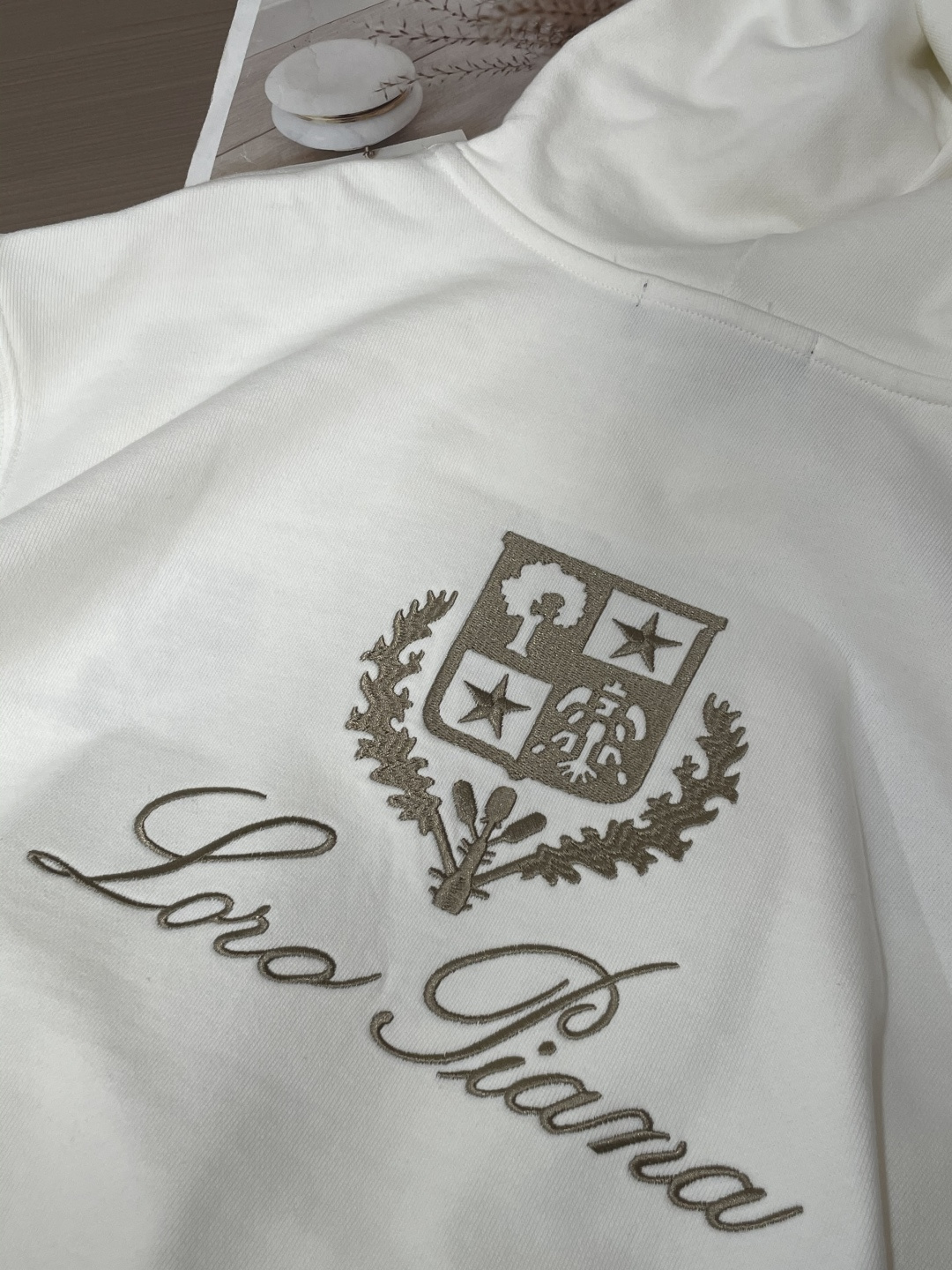 lP🆕 套头连帽卫衣；经典套头男女同款，简约大气系列单品，低调奢华大气百搭款！卫衣选用客供100%高克重