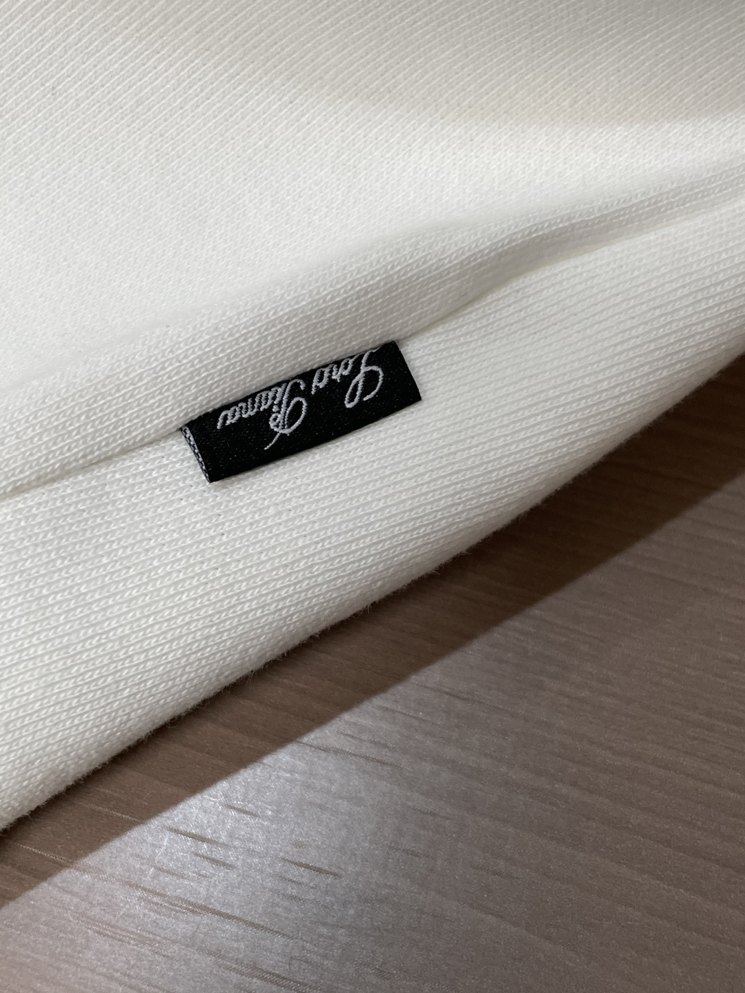 lP🆕 套头连帽卫衣；经典套头男女同款，简约大气系列单品，低调奢华大气百搭款！卫衣选用客供100%高克重