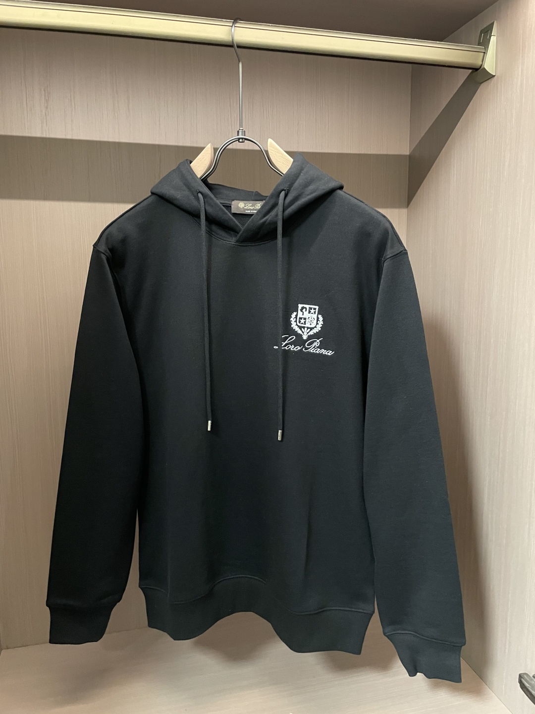 lP🆕 套头连帽卫衣；经典套头男女同款，简约大气系列单品，低调奢华大气百搭款！卫衣选用客供100%高克重