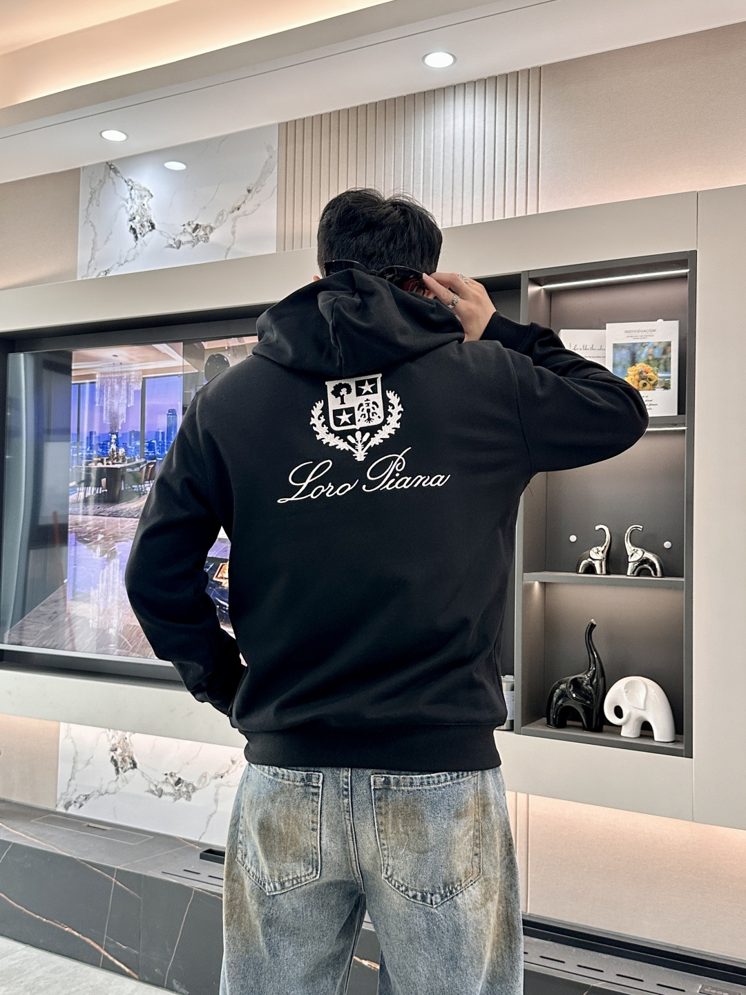 lP🆕 套头连帽卫衣；经典套头男女同款，简约大气系列单品，低调奢华大气百搭款！卫衣选用客供100%高克重