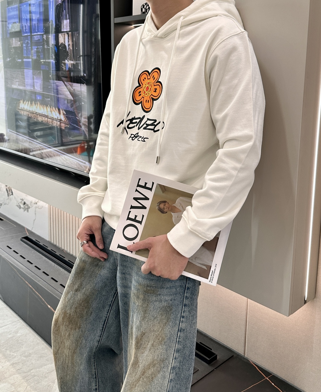 KENZO套头连帽卫衣；经典套头男女同款，简约大气系列单品，低调奢华大气百搭款！卫衣选用客供100%高克