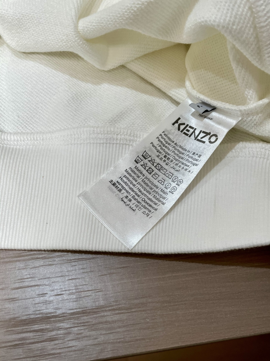 KENZO套头连帽卫衣；经典套头男女同款，简约大气系列单品，低调奢华大气百搭款！卫衣选用客供100%高克