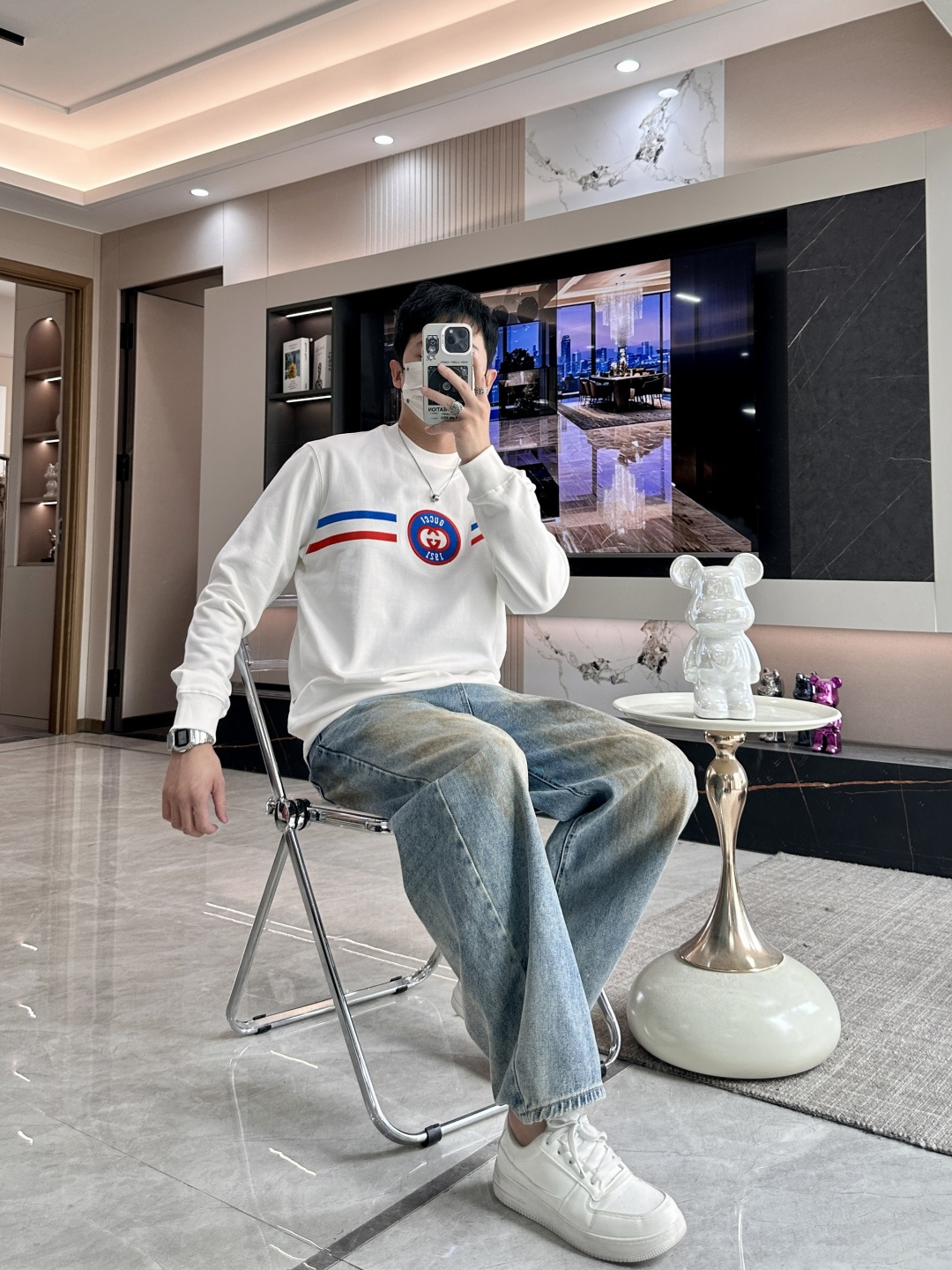 GUCC 套头圆领卫衣；经典套头男女同款，简约大气系列单品，低调奢华大气百搭款！卫衣选用客供100%高克