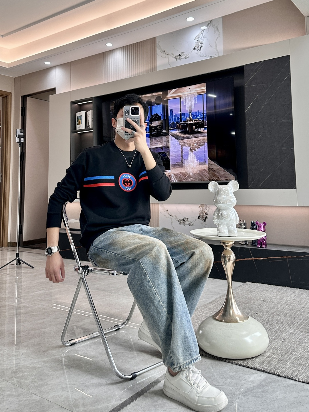 GUCC 套头圆领卫衣；经典套头男女同款，简约大气系列单品，低调奢华大气百搭款！卫衣选用客供100%高克