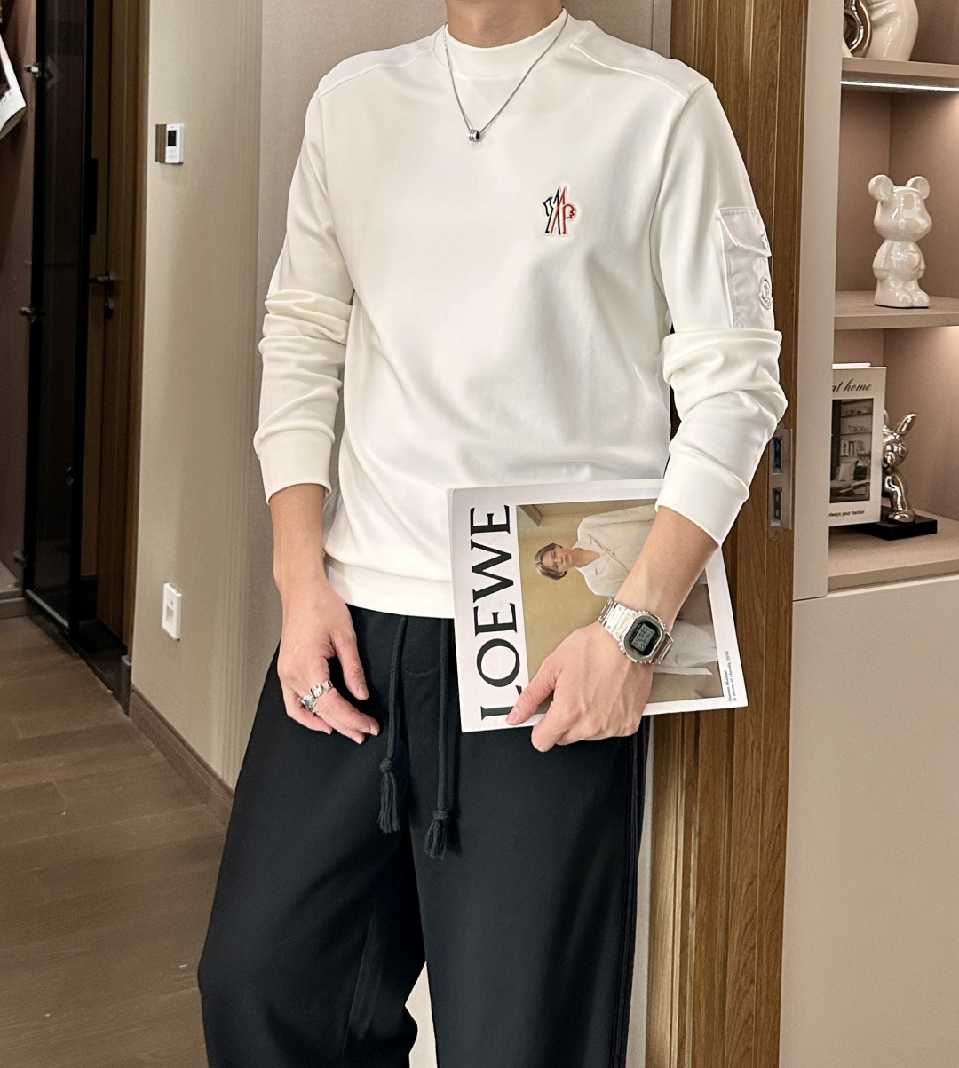 蒙口 2025秋冬新款长袖，定制面料，独特工艺logo，舒适性与透气性兼优，柔软抗皱弹性和垂性极佳，无论