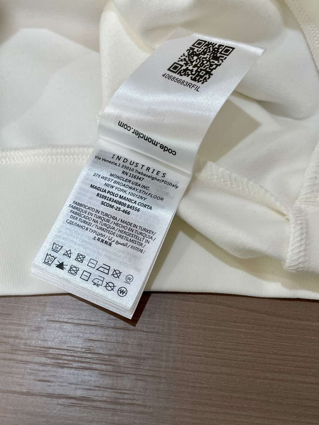 蒙口 2025秋冬新款长袖，定制面料，独特工艺logo，舒适性与透气性兼优，柔软抗皱弹性和垂性极佳，无论