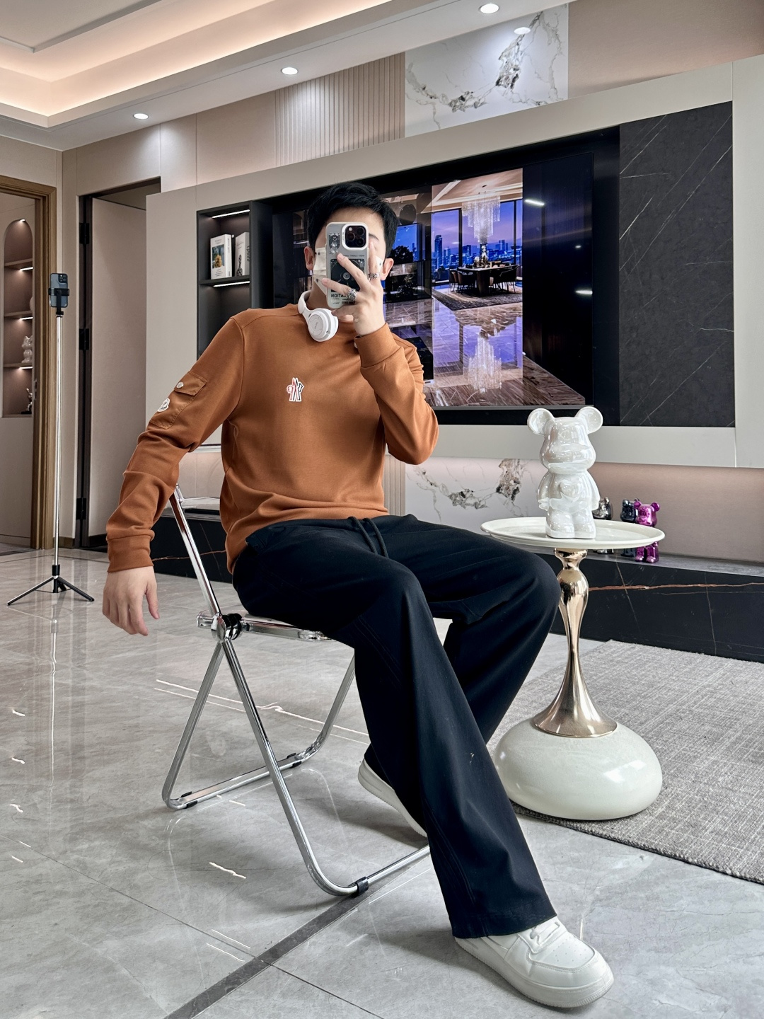 蒙口 2025秋冬新款长袖，定制面料，独特工艺logo，舒适性与透气性兼优，柔软抗皱弹性和垂性极佳，无论