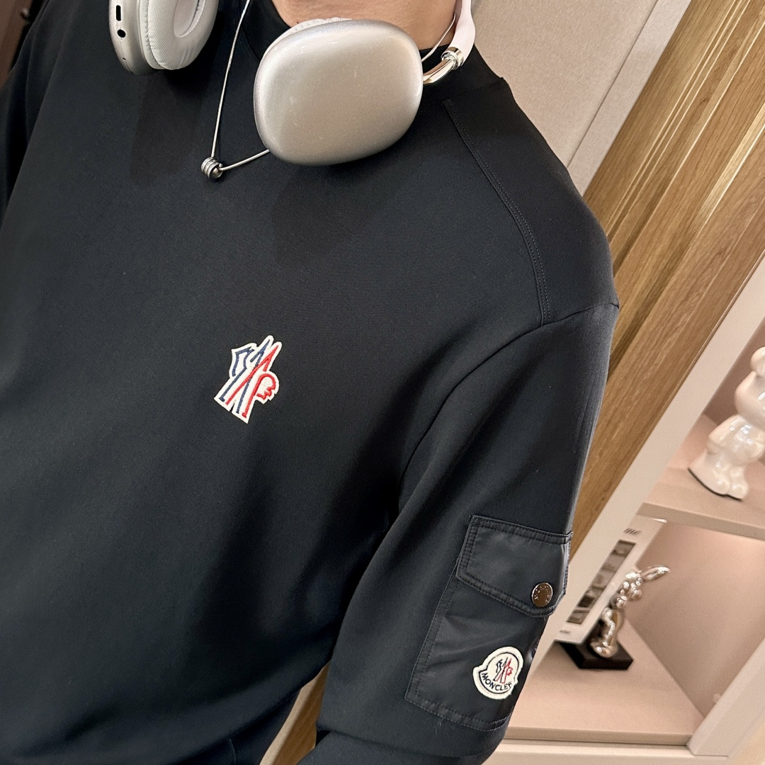 蒙口 2025秋冬新款长袖，定制面料，独特工艺logo，舒适性与透气性兼优，柔软抗皱弹性和垂性极佳，无论