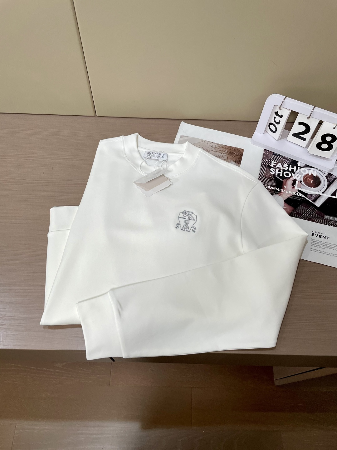 BC 2025秋冬新款长袖，定制面料，独特工艺logo，舒适性与透气性兼优，柔软抗皱弹性和垂性极佳，无论