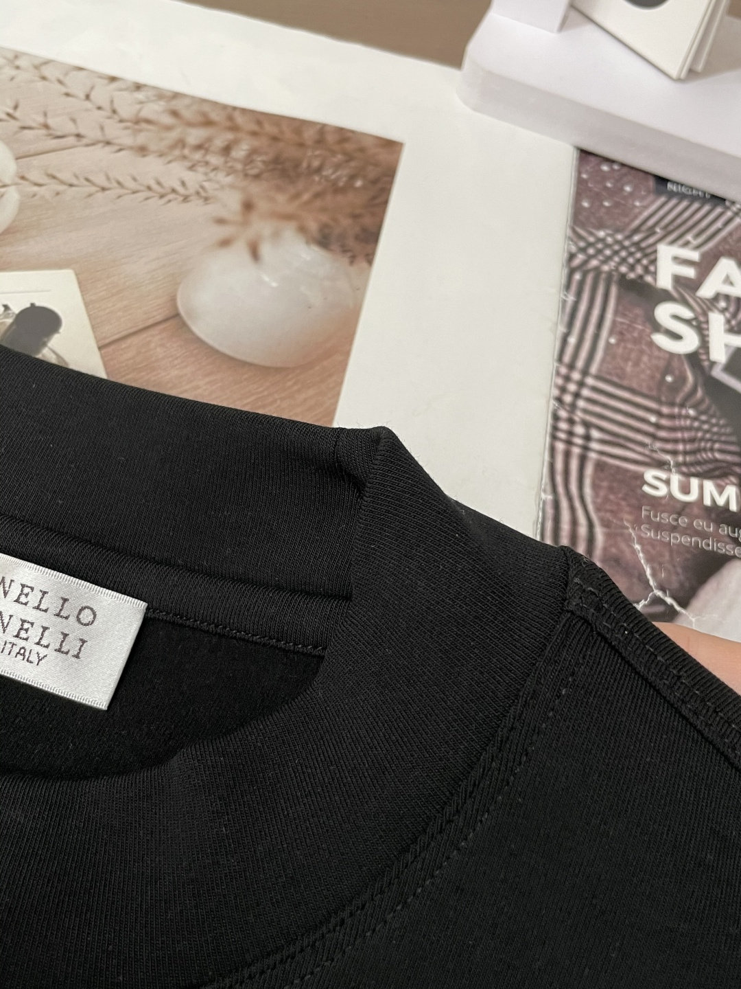 BC 2025秋冬新款长袖，定制面料，独特工艺logo，舒适性与透气性兼优，柔软抗皱弹性和垂性极佳，无论