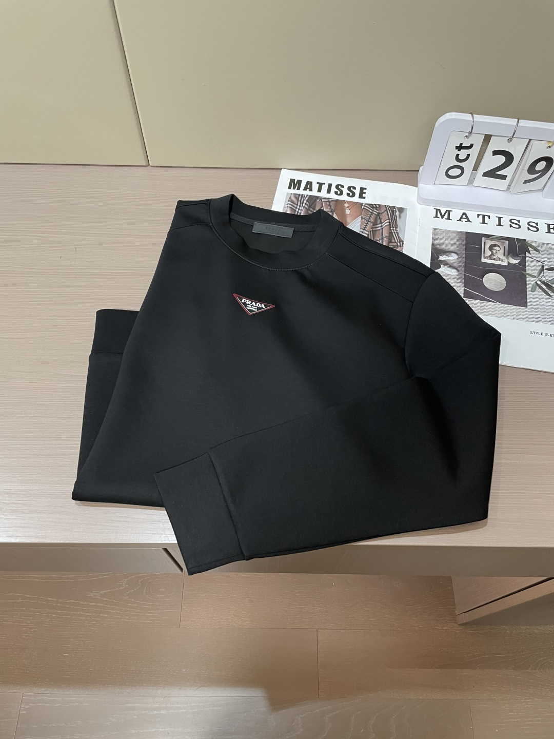 Prad 2025秋冬新款长袖，定制面料，独特工艺logo，舒适性与透气性兼优，柔软抗皱弹性和垂性极佳，