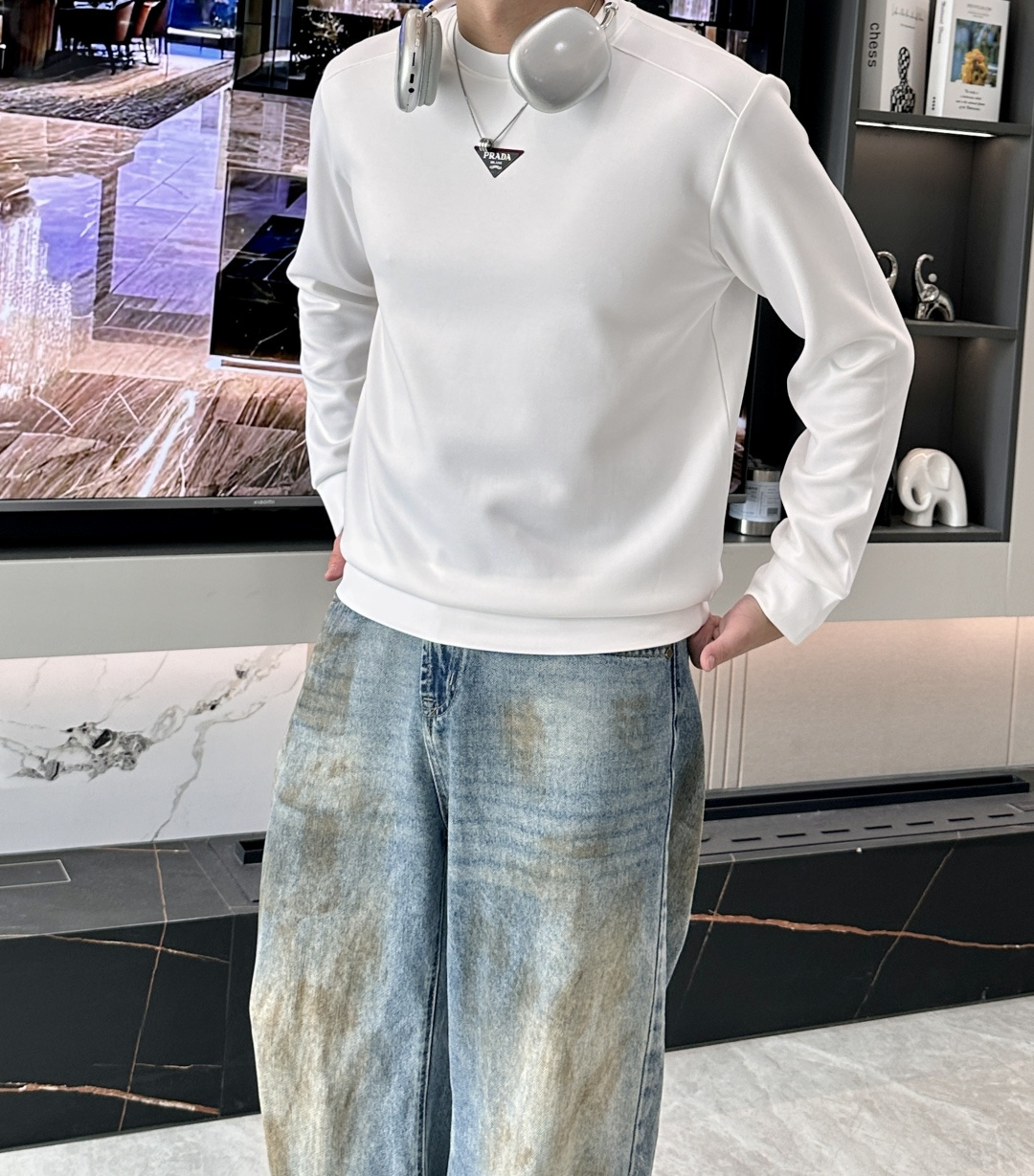 Prad 2025秋冬新款长袖，定制面料，独特工艺logo，舒适性与透气性兼优，柔软抗皱弹性和垂性极佳，
