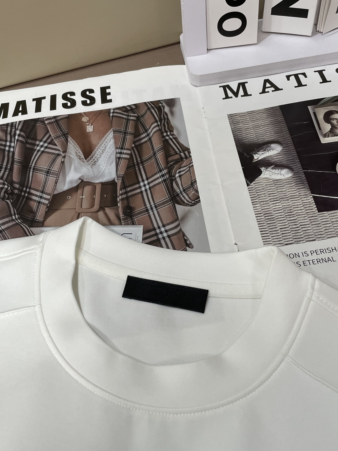 Prad 2025秋冬新款长袖，定制面料，独特工艺logo，舒适性与透气性兼优，柔软抗皱弹性和垂性极佳，