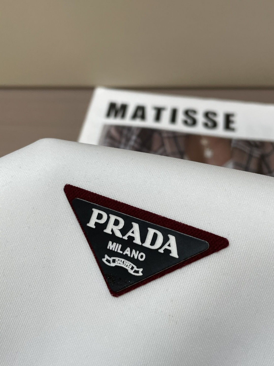 Prad 2025秋冬新款长袖，定制面料，独特工艺logo，舒适性与透气性兼优，柔软抗皱弹性和垂性极佳，