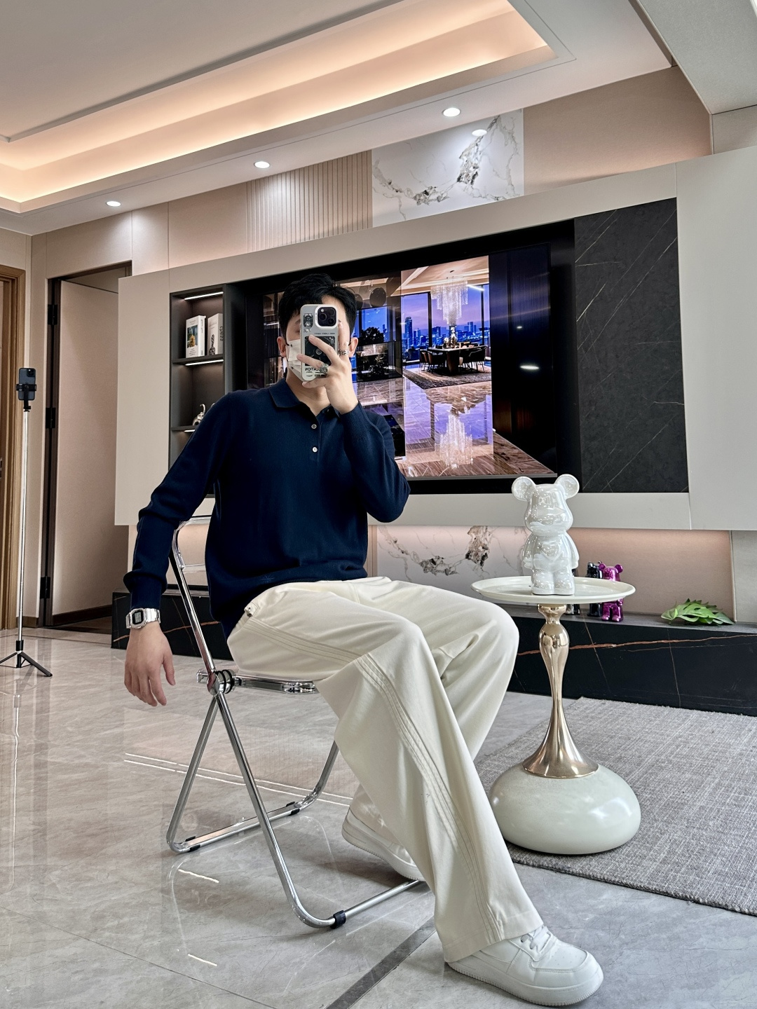 迪家 2025秋冬最新经典小蜜蜂绣标男士翻领长袖针织衫，精选针织棉➕羊毛混纺面料制成， 60支超柔长绒棉