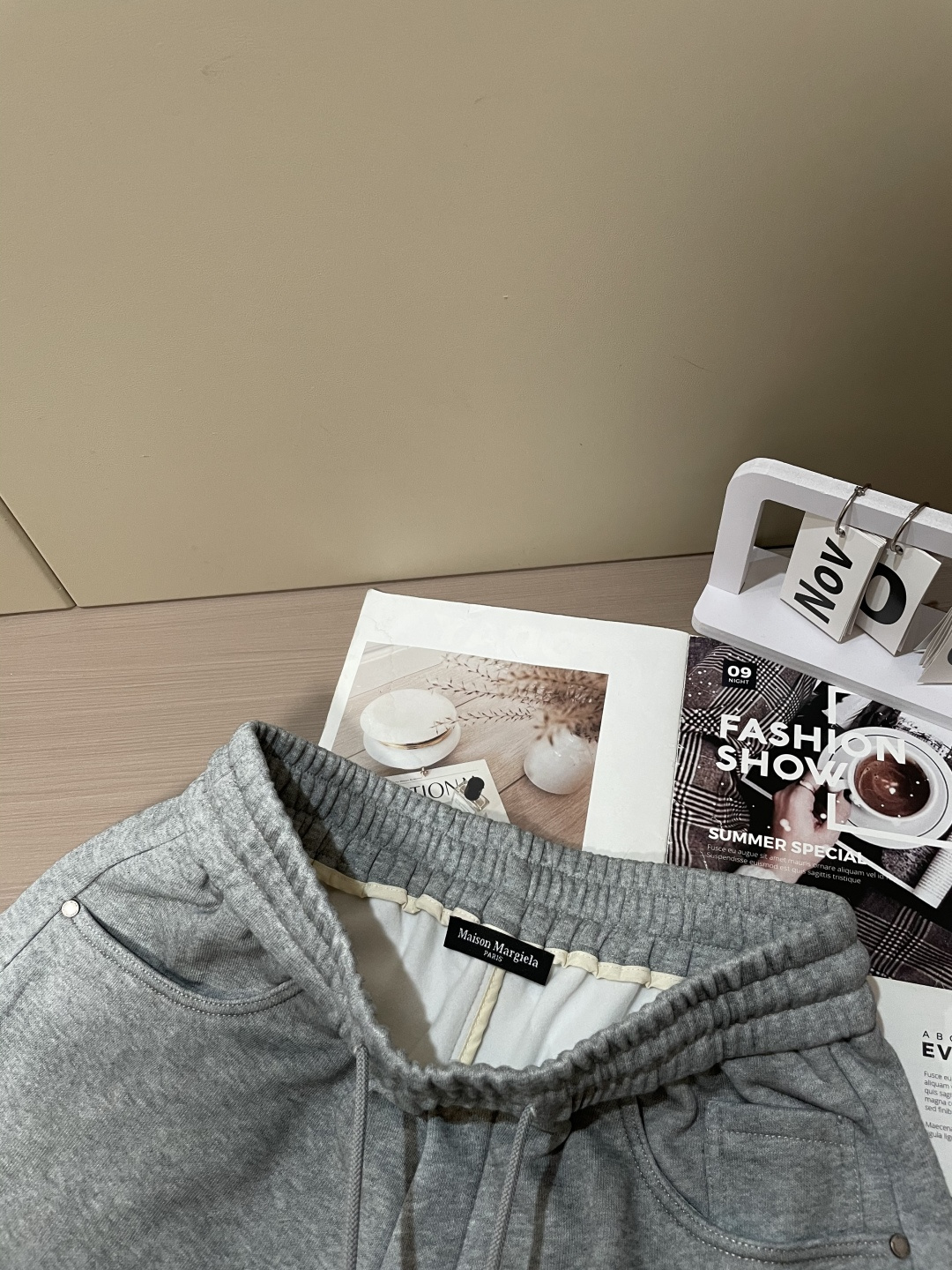 · 马吉拉 2025秋冬最新系列男士加厚休闲裤！内里加绒，非常保暖，北方的宝子们赶紧备上！采用客供弹力柔