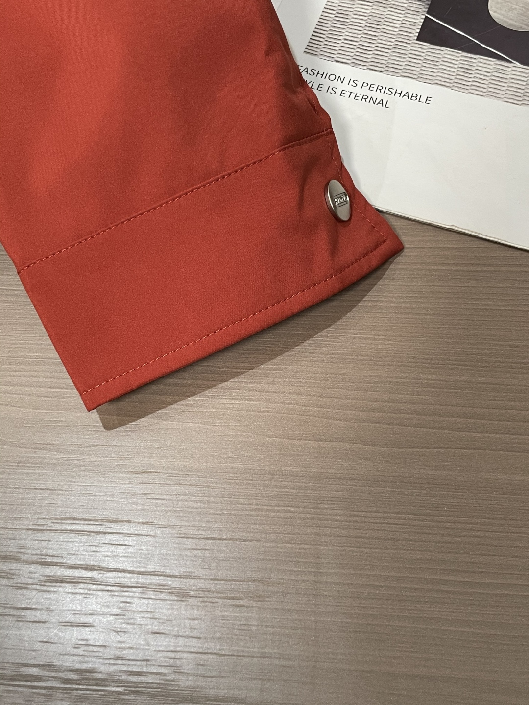 25秋冬新款ZZ极简商务休闲立领外套，男士特殊科技面料轻量级拉链夹克。顶级渠道订单分享，极致简约且魅力十