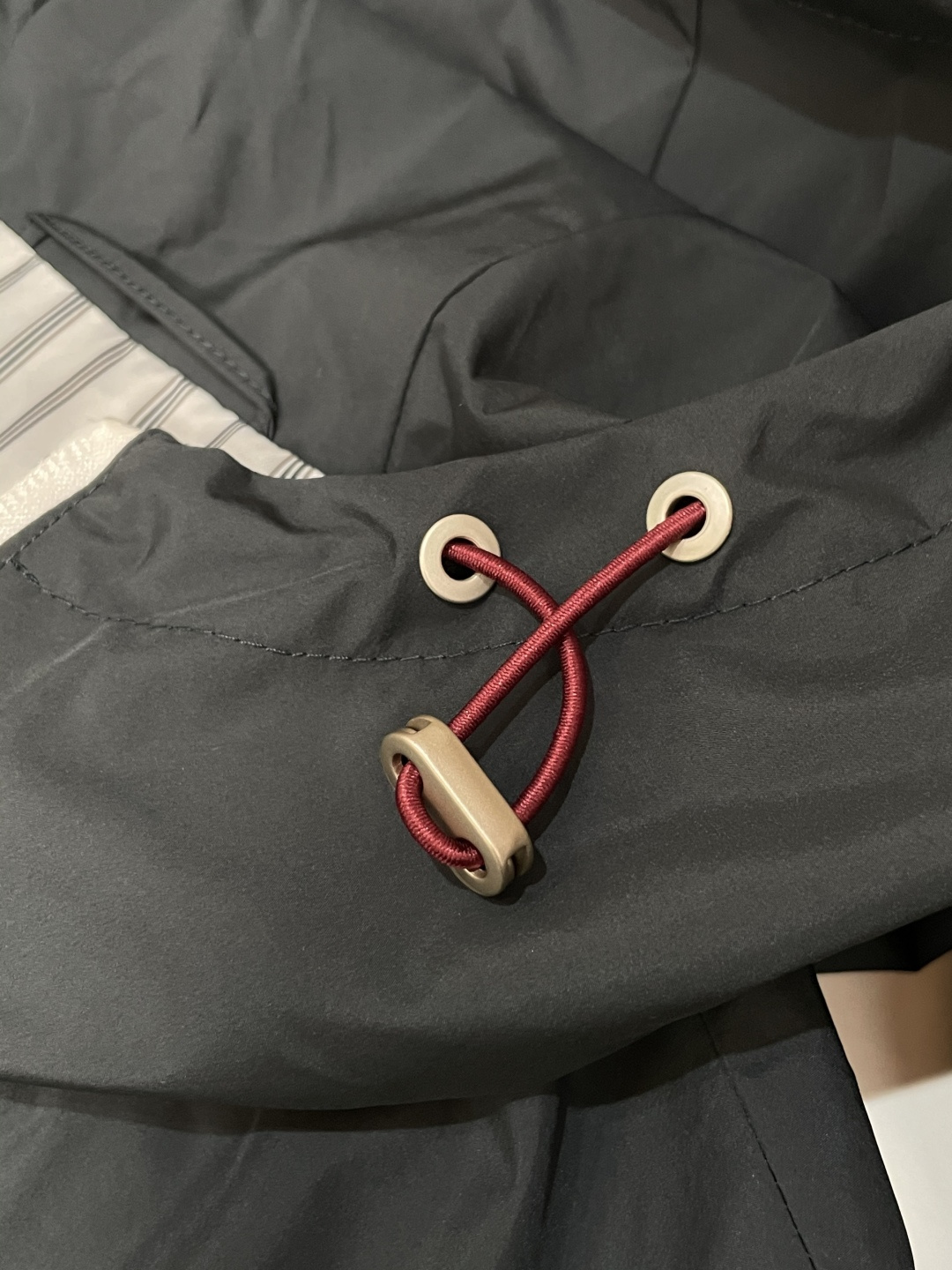 新款BC连帽拉链夹克，男士刺绣标识设计科技面料户外防风外套。顶级内销渠道分享，意大利顶级奢侈品牌Brun