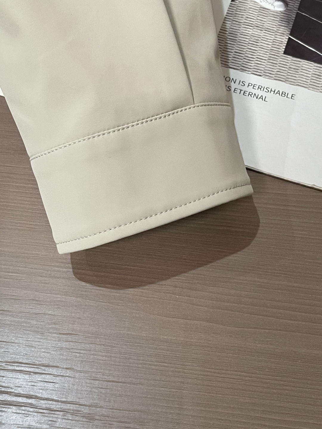 秋冬新款Loro Pi*na衬衣领尼龙夹克，高端精英男士必备极简都市外套。意大利同渠道稀有订单，精英级男