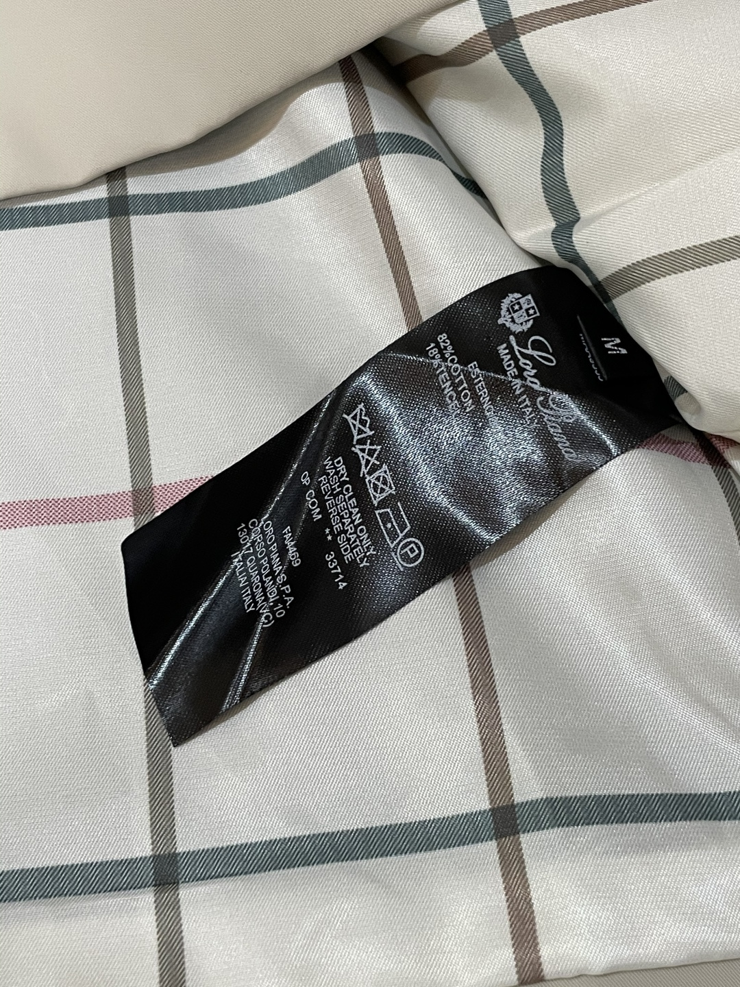 秋冬新款Loro Pi*na衬衣领尼龙夹克，高端精英男士必备极简都市外套。意大利同渠道稀有订单，精英级男