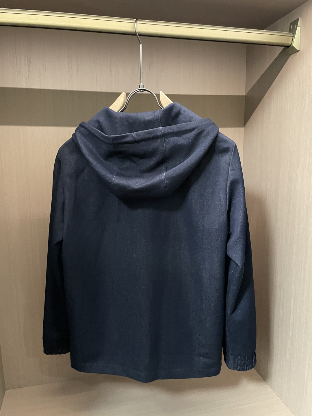 -【新品】贸易公司渠道货,意大利原厂出品.2025秋冬新款Kiton奇顿羊毛混纺男士运动休闲连帽夹克外套