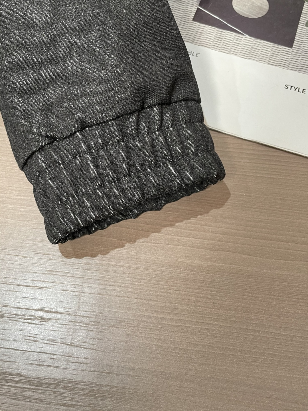 【新品】贸易公司渠道货,意大利原厂出品.2025秋冬新款Kiton奇顿羊毛混纺男士运动休闲连帽夹克外套.