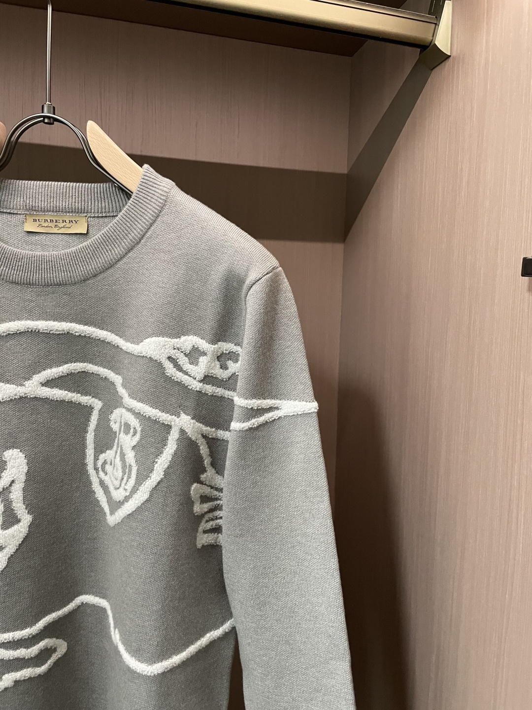 Bur 重磅推荐！2025aw秋冬新款 专柜同步 时尚经典针织衫 秋冬必备款 采用针织衫加厚毛衣，精致简