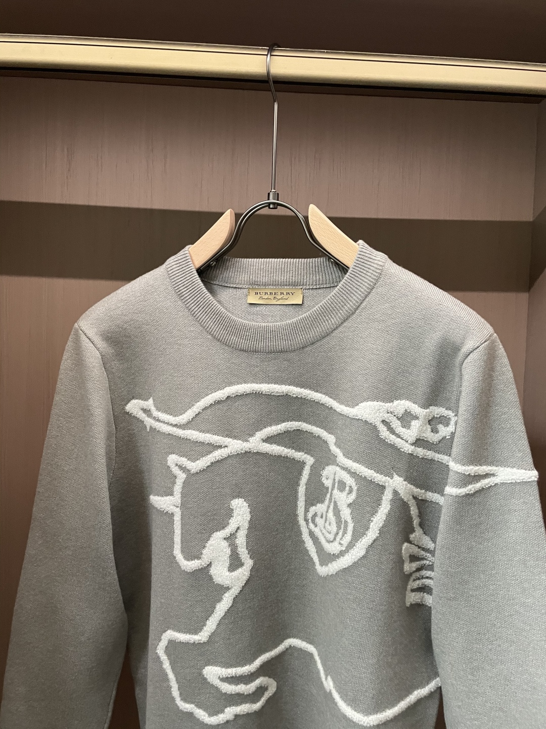 Bur 重磅推荐！2025aw秋冬新款 专柜同步 时尚经典针织衫 秋冬必备款 采用针织衫加厚毛衣，精致简