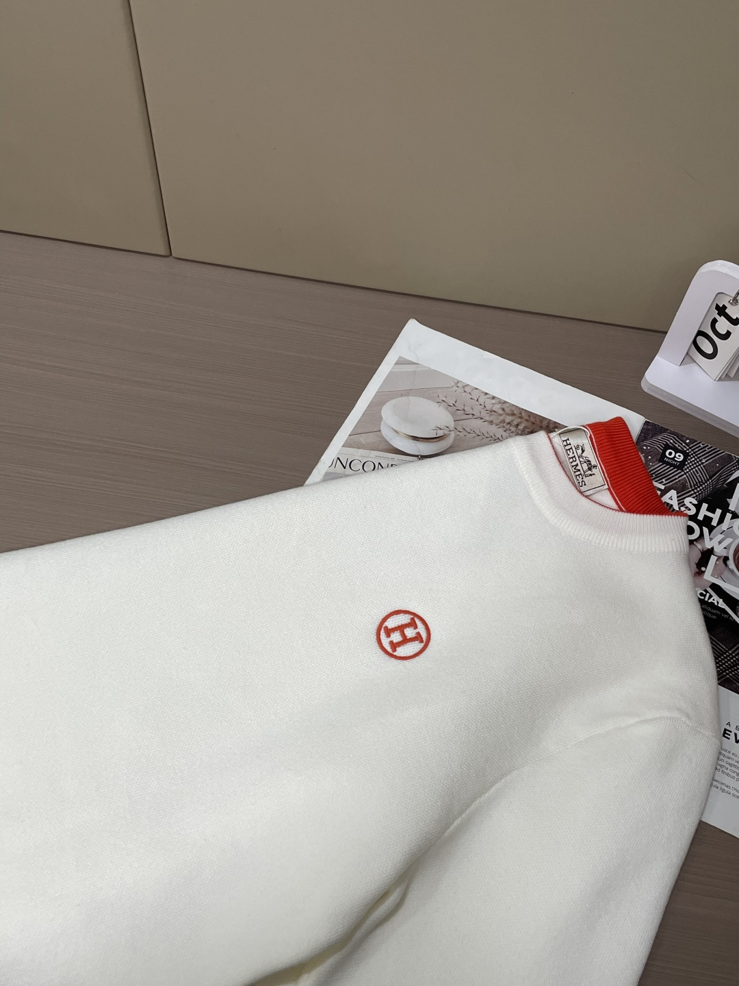 爱🐎仕 重磅推荐！2025aw秋冬新款 专柜同步 时尚经典针织衫 秋冬必备款 采用针织衫加厚毛衣，精致简