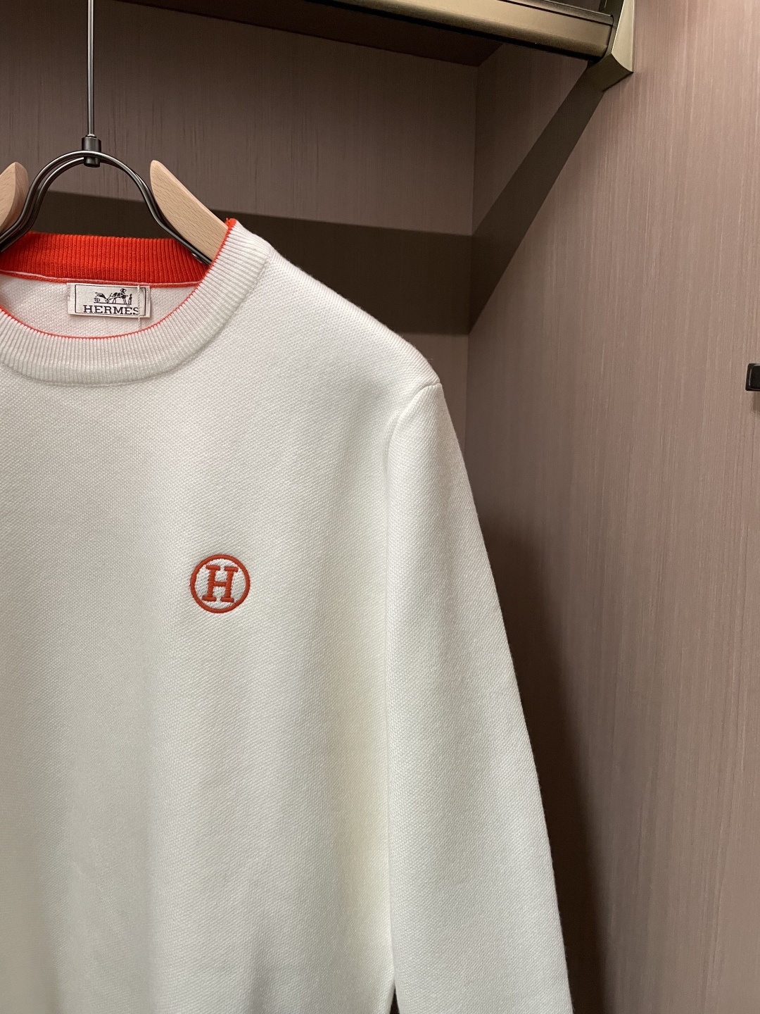 爱🐎仕 重磅推荐！2025aw秋冬新款 专柜同步 时尚经典针织衫 秋冬必备款 采用针织衫加厚毛衣，精致简