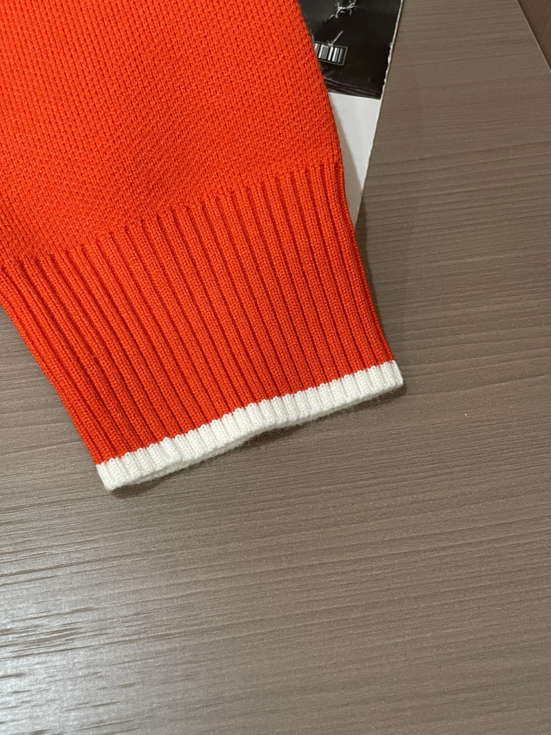 爱🐎仕 重磅推荐！2025aw秋冬新款 专柜同步 时尚经典针织衫 秋冬必备款 采用针织衫加厚毛衣，精致简