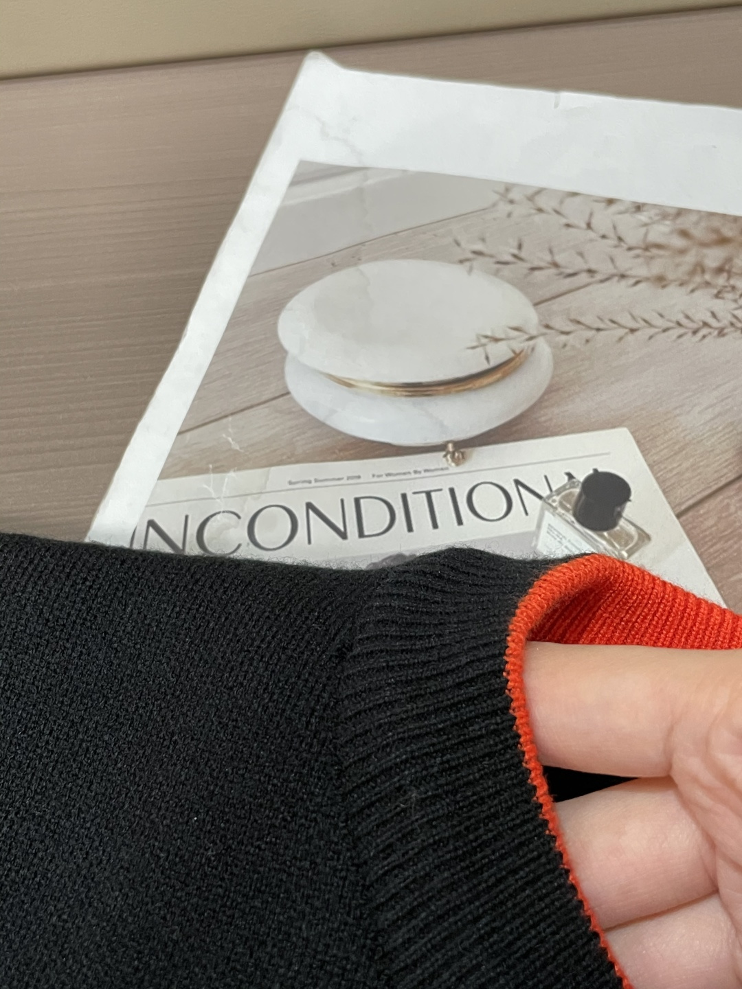 爱🐎仕 重磅推荐！2025aw秋冬新款 专柜同步 时尚经典针织衫 秋冬必备款 采用针织衫加厚毛衣，精致简